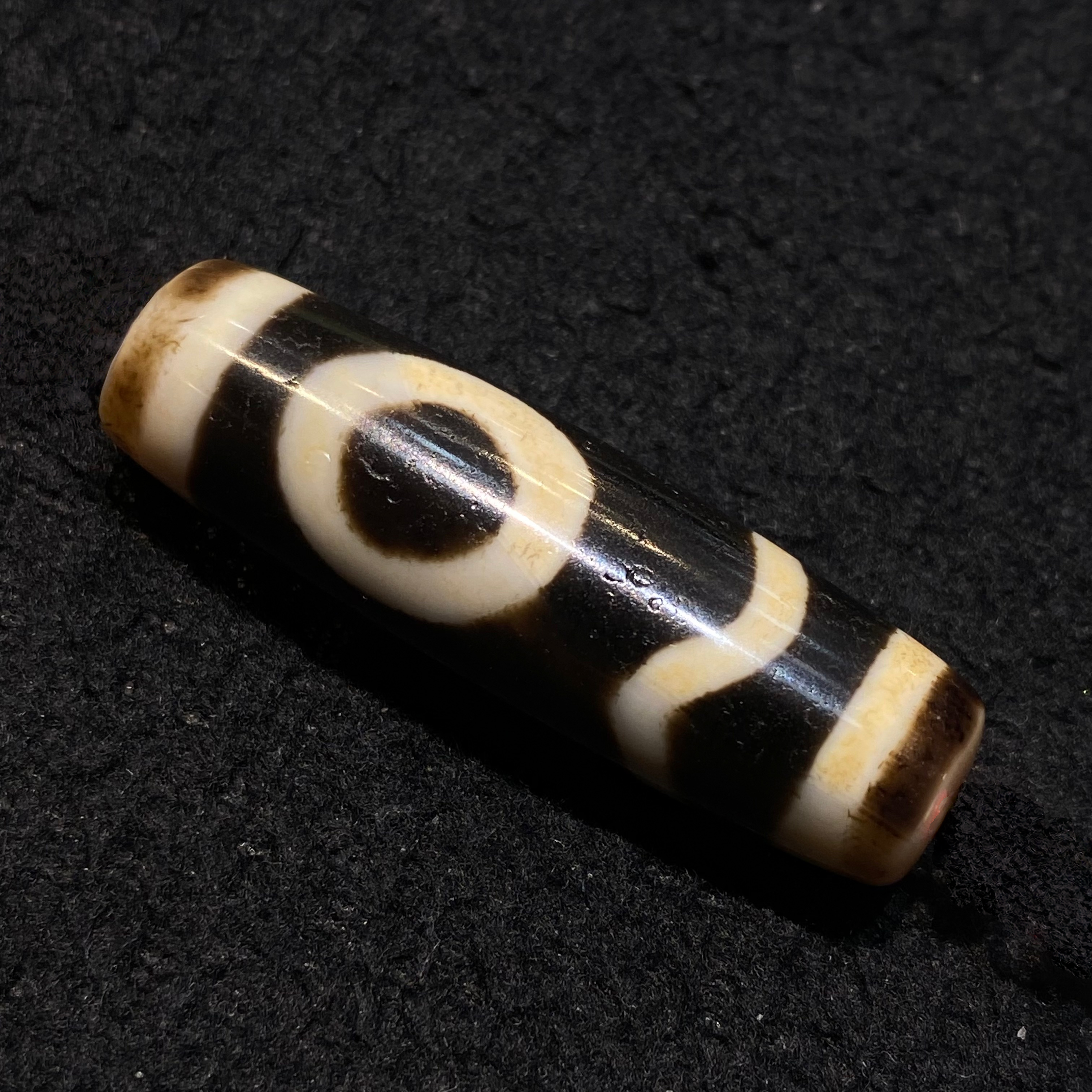 Dzi Bead