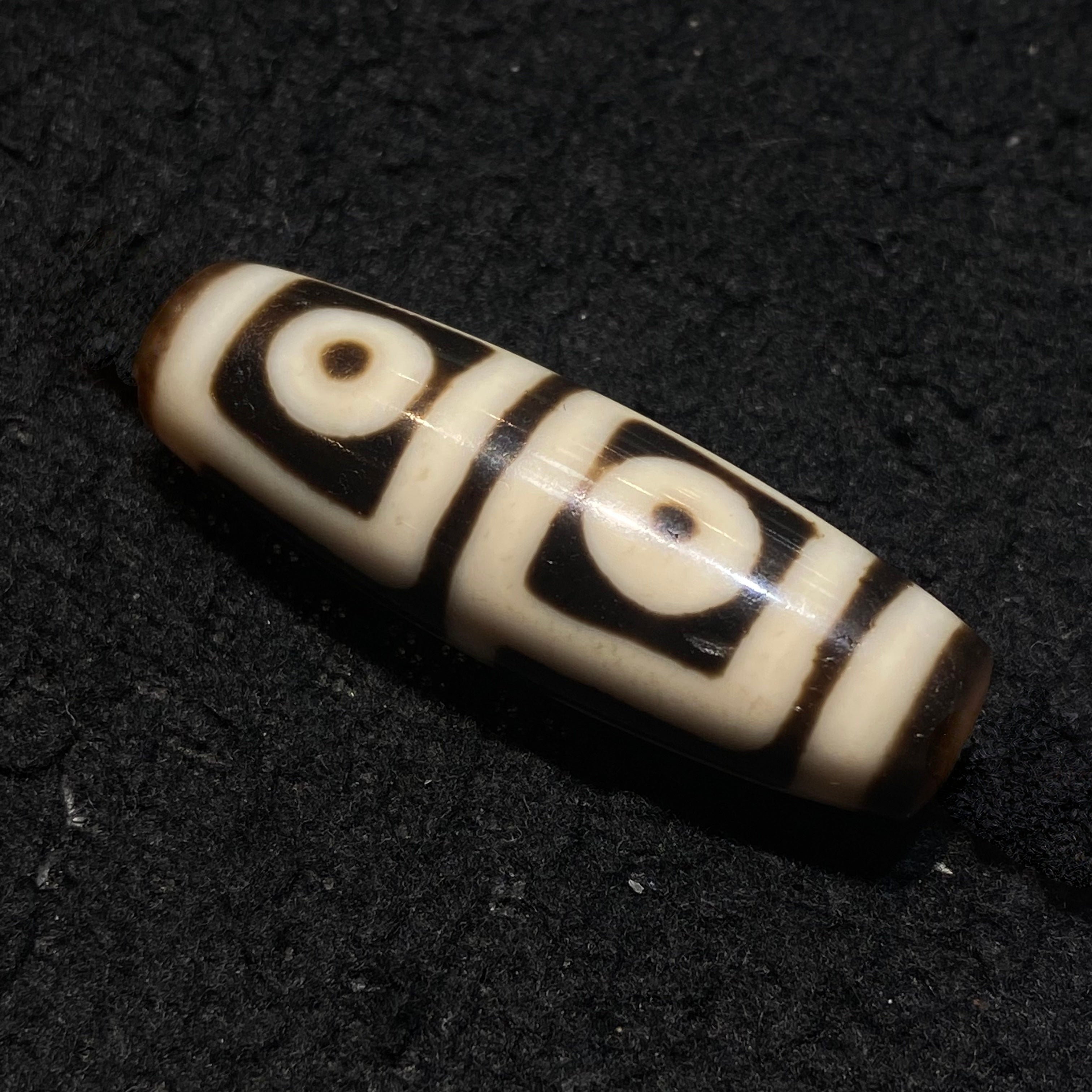 Vintage Four-Eye Dzi Bead