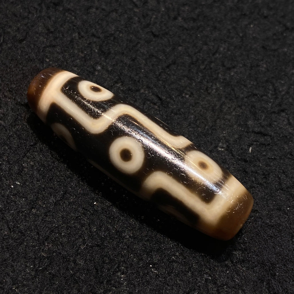 Vintage Nine-Eye Dzi Bead