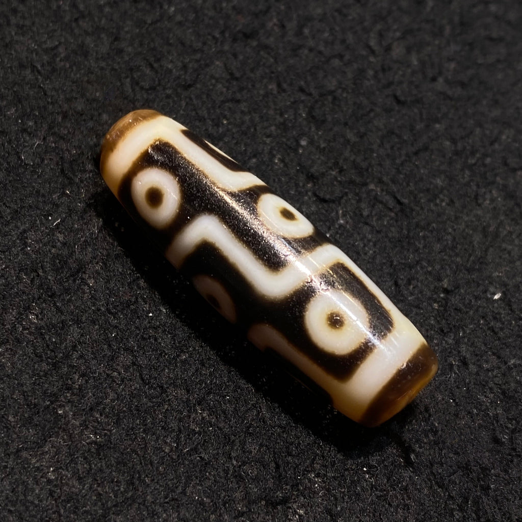 Vintage Nine-Eye Dzi Bead